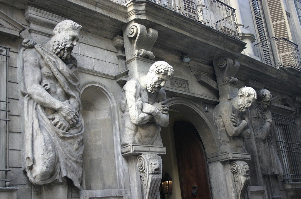 Casa Degli Omenoni milan