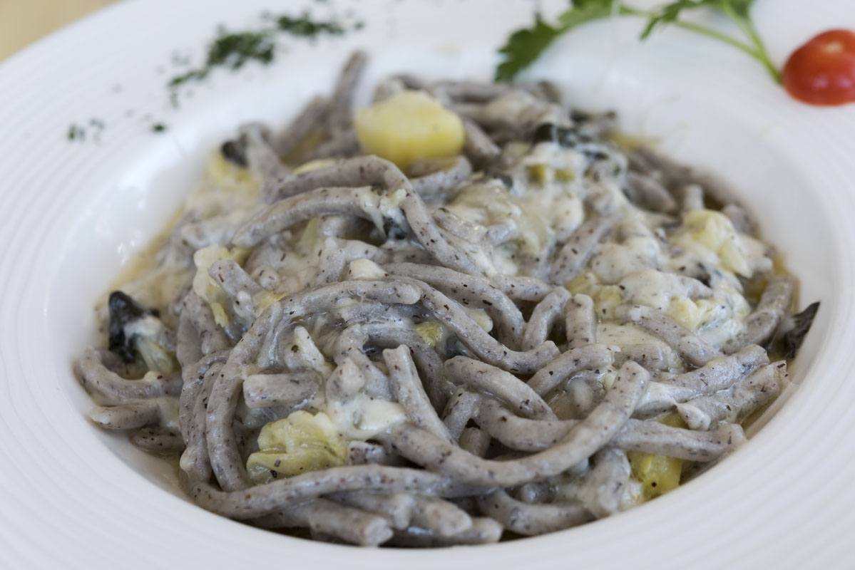 pizzoccheri valtellina italy