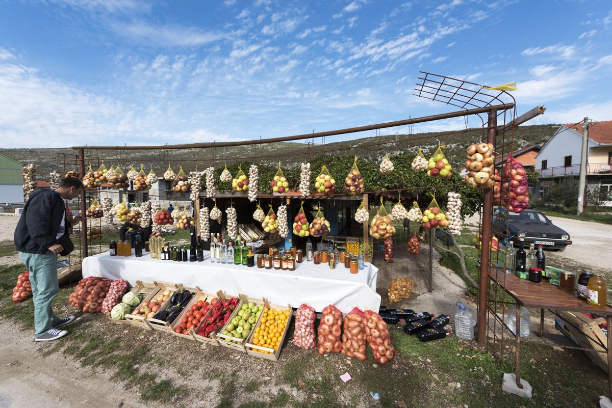 ljubinje-herzegovina-market-stall