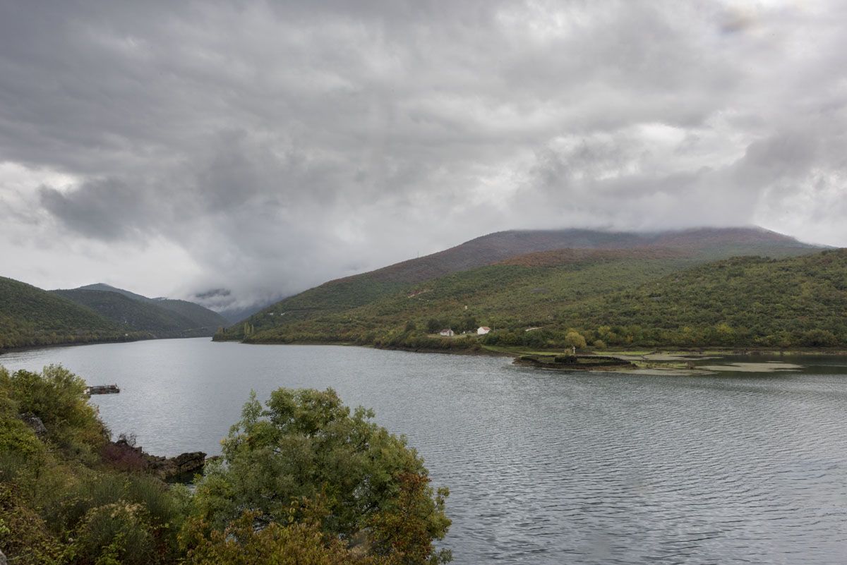 trebinje-dam-lake