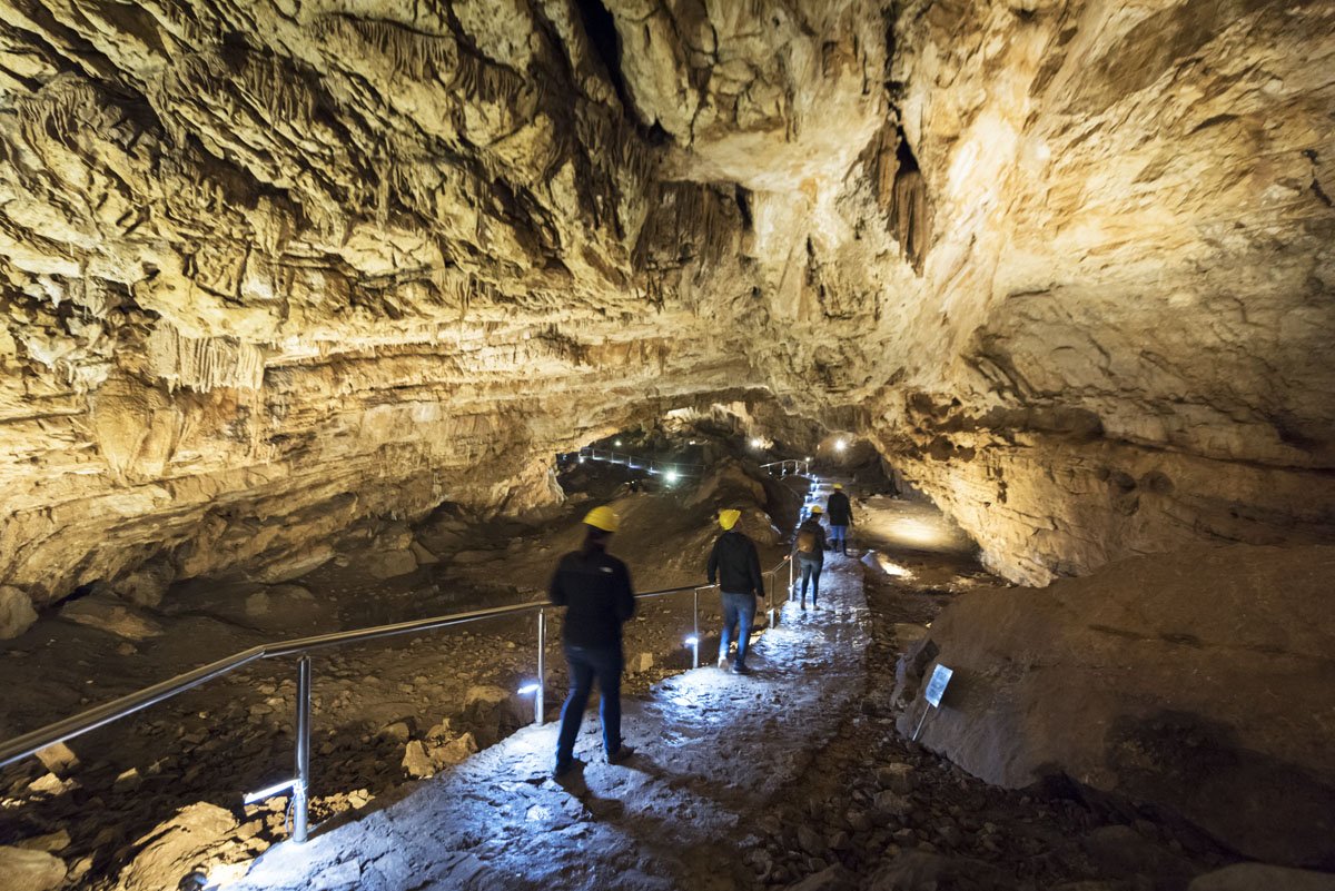 vjetrenica-cave-bosnia-inside