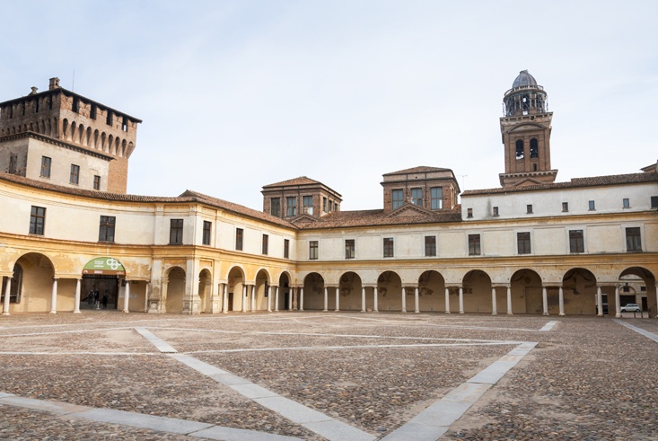 mantua palazzo ducale square