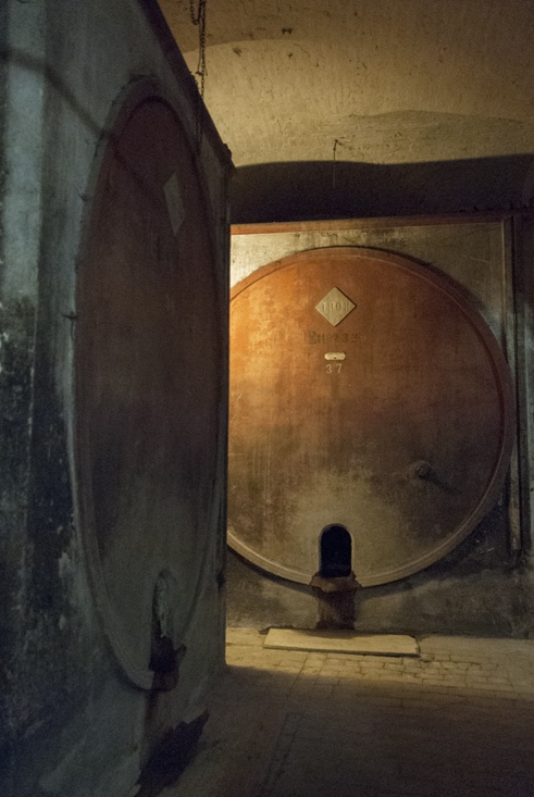 osimo underground wine barrels