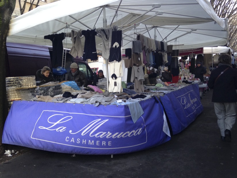 milan market cashmere stall