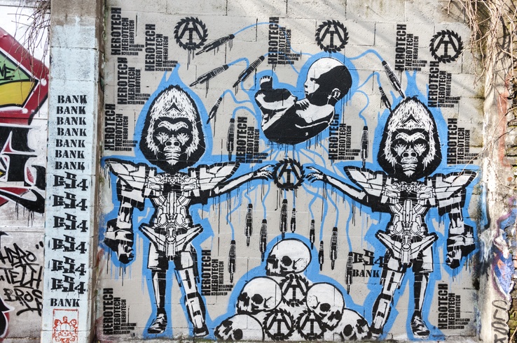 street art leoncavallo milan robot apes