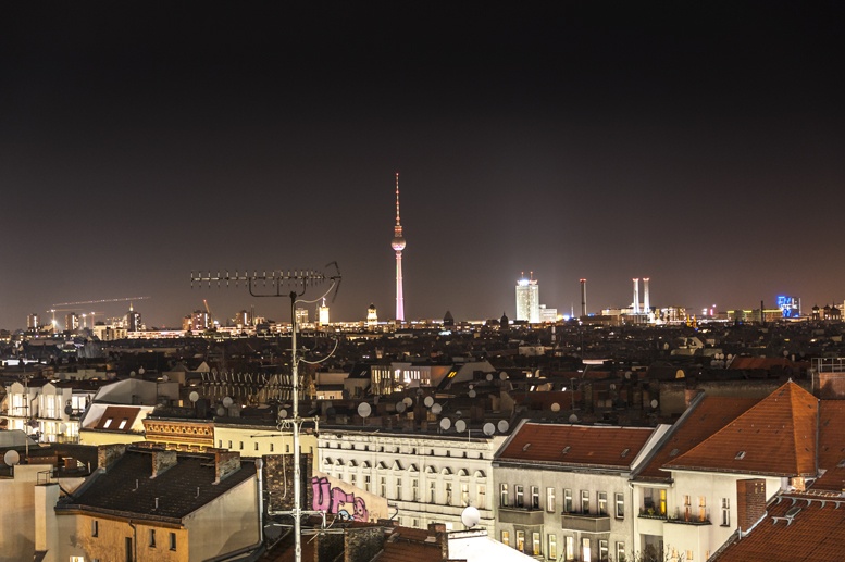 berlin skyline night