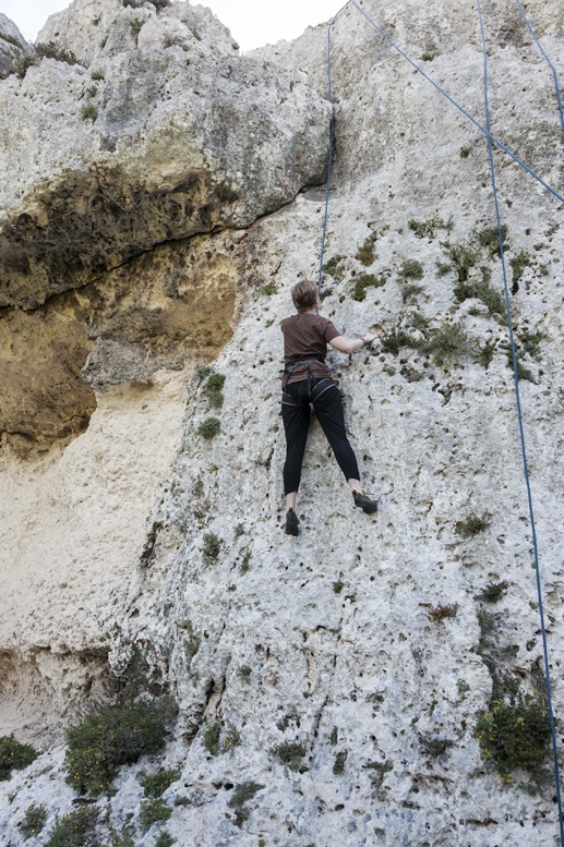 flake out walls climbing mgarr ix xini gozo