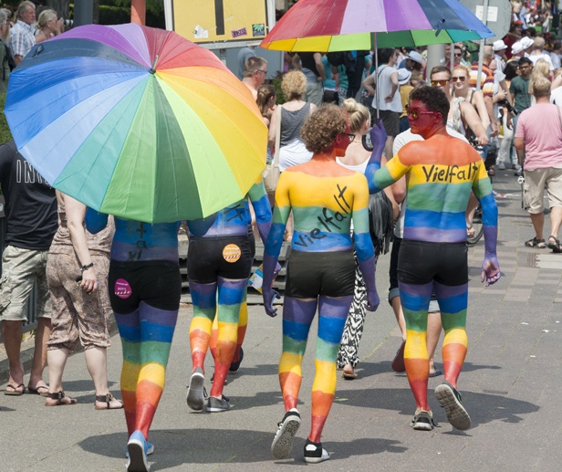 csd cologne rainbow people