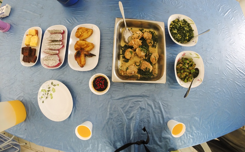 lunch kampung danu sarawak