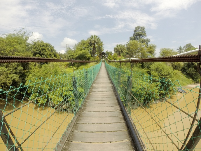 suspension bridge kampung danu sarawak