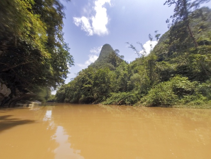 river semadang kayak borneo
