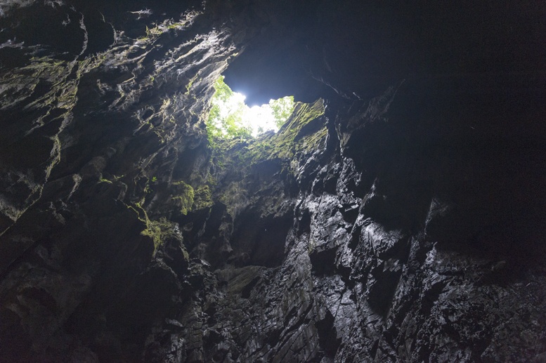 opening wind cave mulu