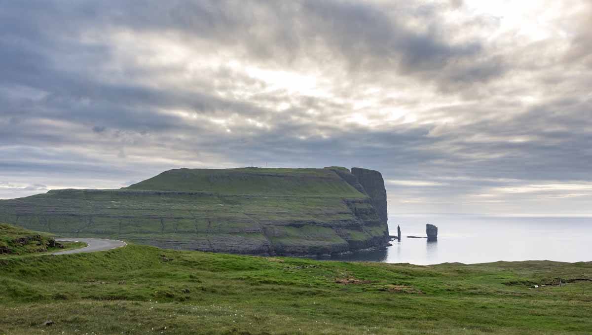 faroe green coast