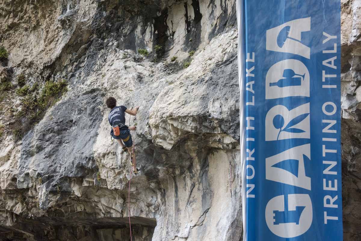 adam ondra garda trentino climbing