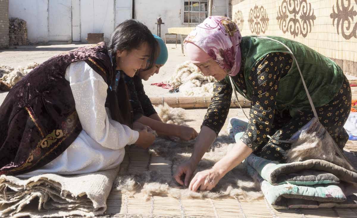 kyrgyzstan bokonbaevo felt workshop