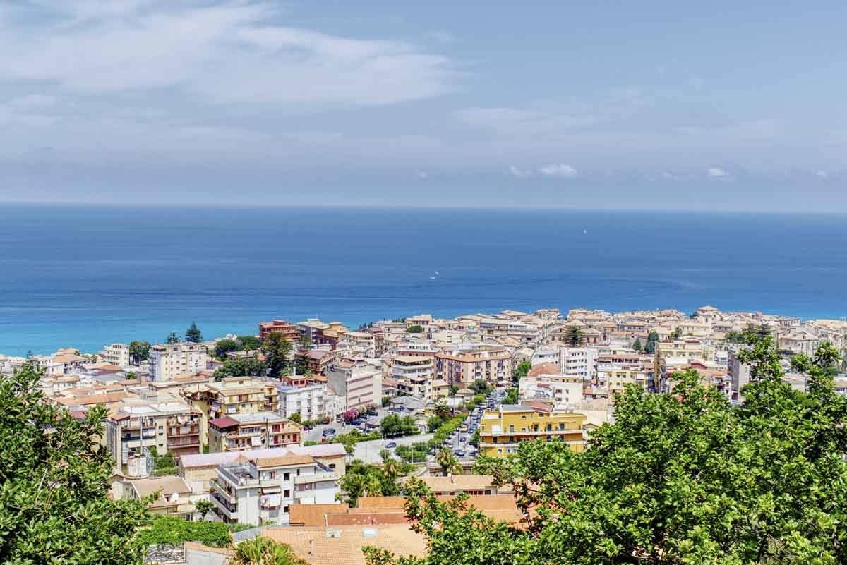 calabria italia en junio